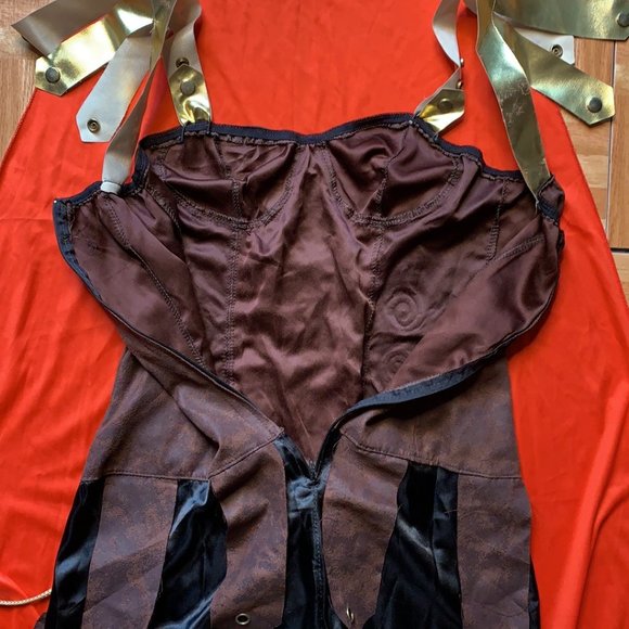 Donated Roman Gladiator Dress w/ Cape Halloween Costume -  Adult OS UC - Picture 10 of 11
